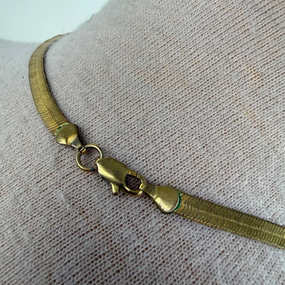 Gold Tone Thick Herringbone Chain Necklace 24" - Picture 6 of 9